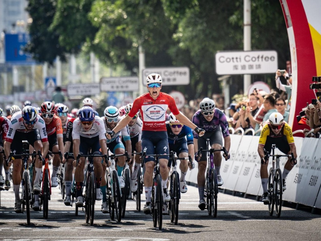 er, 环广西世巡, 两个途中冲 er, 环广西世巡, 两个途中冲