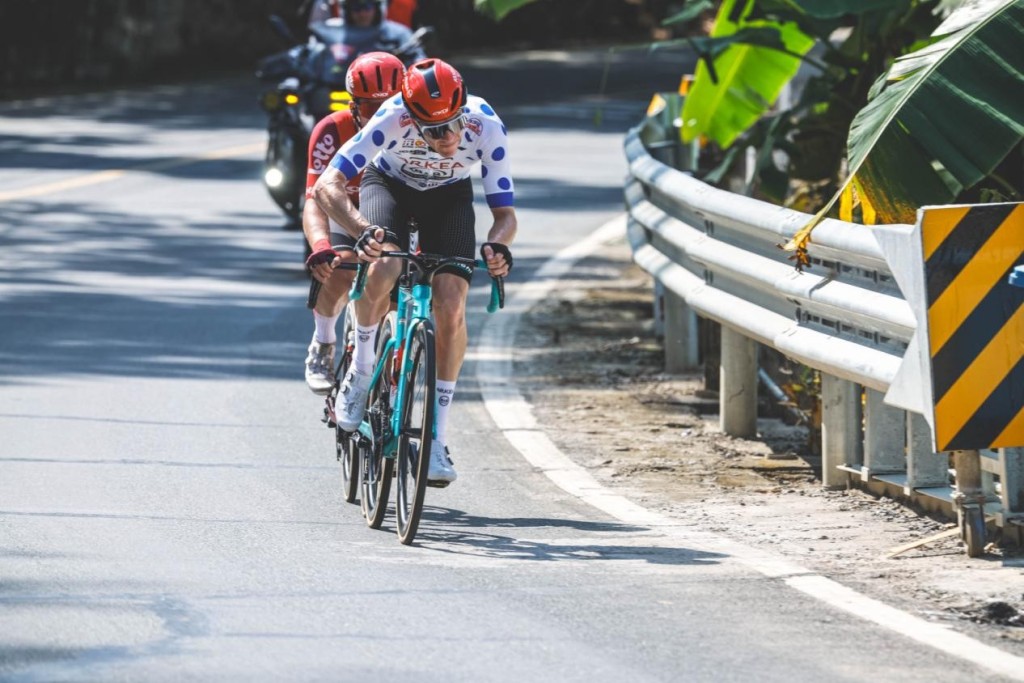 完成四连胜, 阿尔凯亚 完成四连胜, 阿尔凯亚