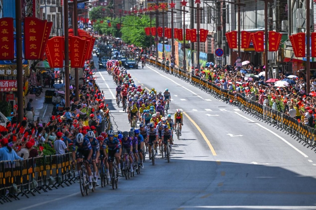 车赛马里奥, AA 车赛马里奥, AA