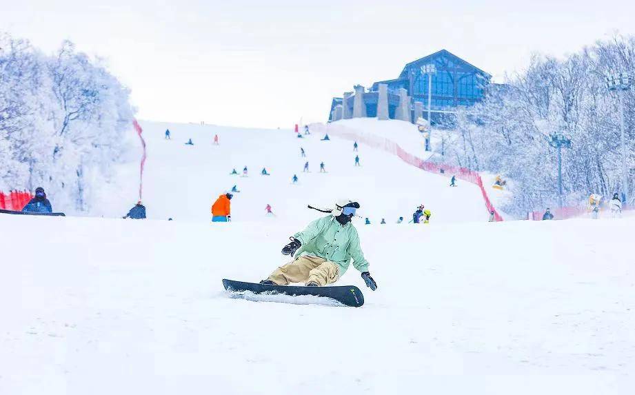 度假区也表, 锁票