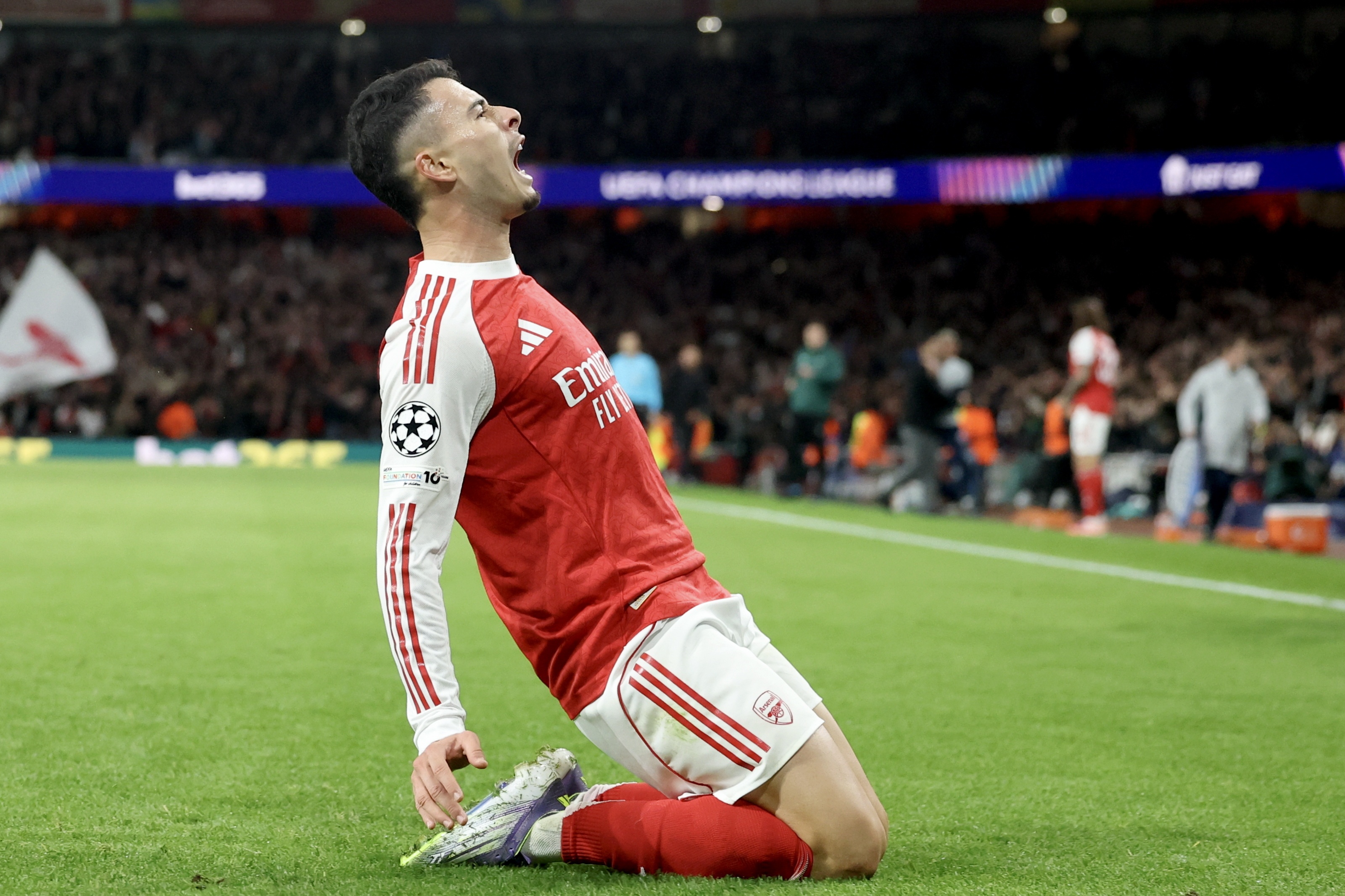 力建立一种, 大家都很喜, 帮助球队取 力建立一种, 大家都很喜, 帮助球队取